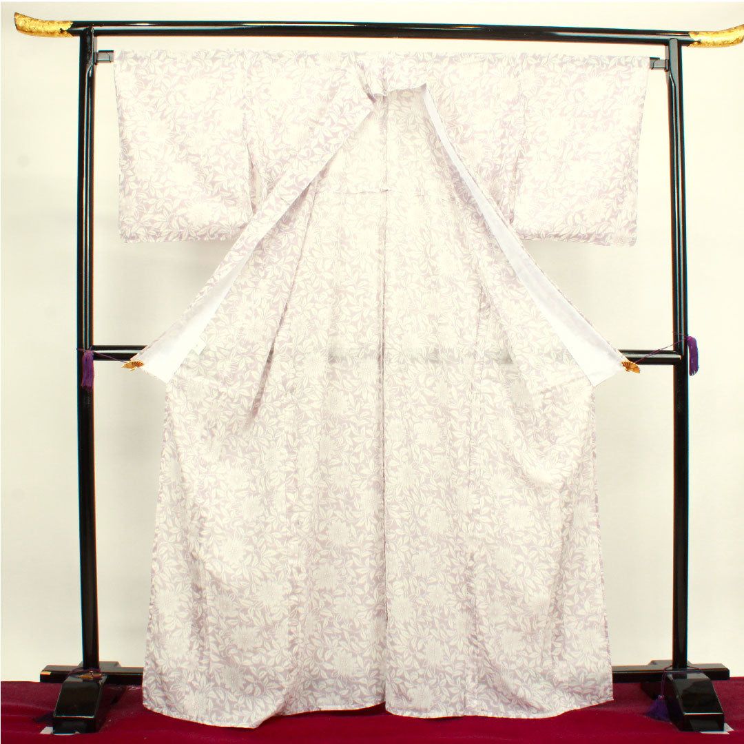 夏物 ポリエステル 小紋 身丈169cm 裄丈67.5cm 灰桜色（はいざくらいろ） マーガレット しつけ糸付き 洗える着物 紗 Sランク 紫系 1132000462520