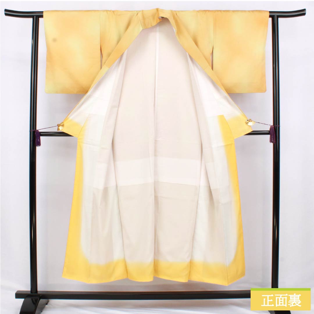 色無地 ポリエステル Aランク 身丈148.5cm 裄丈58.5cm 玉蜀黍色（とうもろこしいろ） 淡黄蘗色（うすきはだいろ） ボカシ染 松葉 袷 橙系 1114002303126