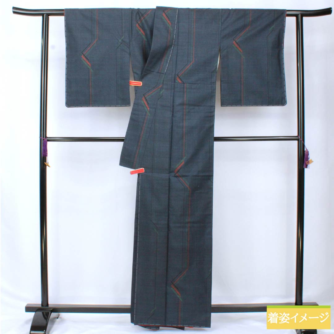 紬 正絹 Bランク 身丈163.5cm 裄丈64cm 紺鉄色（こんてついろ） 大島紬 一元絣 7マルキ 袷 紺系 1116003984418
