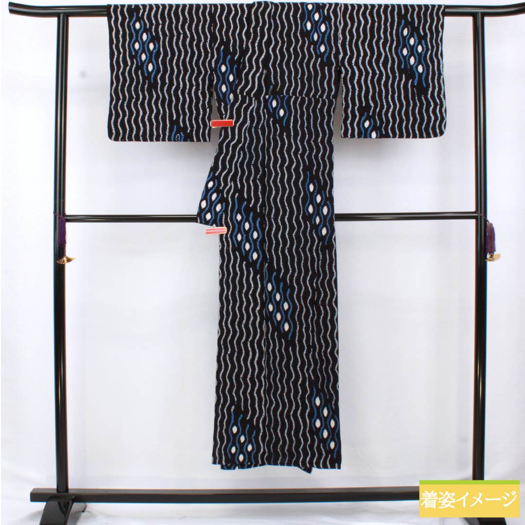 浴衣 木綿 身丈146cm 裄丈63.5cm Bランク 単衣 紺系 濃紺色（のうこんいろ） 有松絞り 抽象模様 居敷当て 1118006784118
