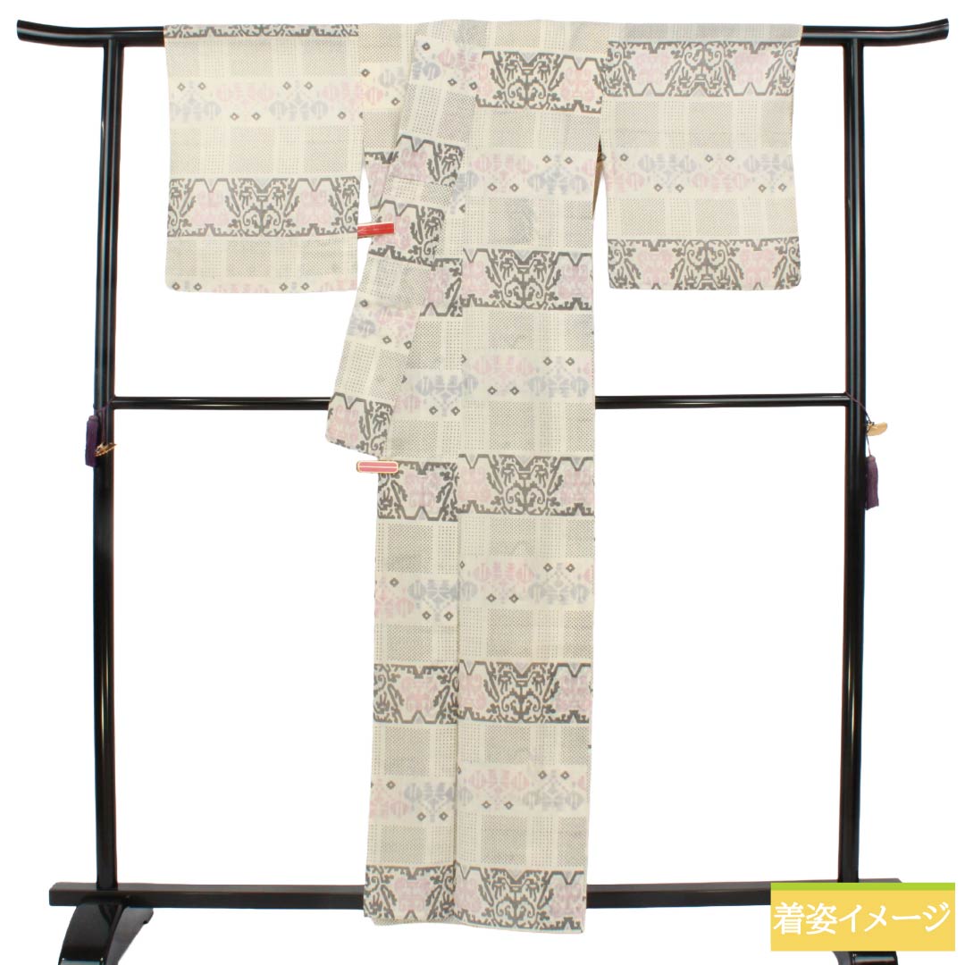 夏物 ポリエステル 紬 Bランク 身丈159.5cm 裄丈64cm 鳥の子色（とりのこいろ） 洗える着物 抽象模様 居敷当て付き 紗 クリーム系 1132007054315