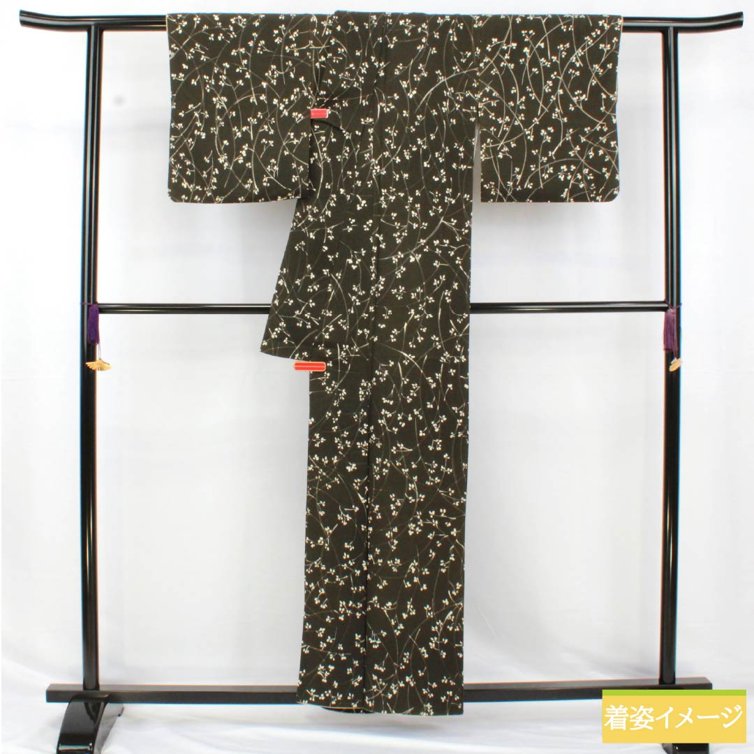 小紋 正絹 身丈159.5cm 裄丈62cm 袷 涅色（くりいろ） 小枝 Aランク 黒系 1115004973310