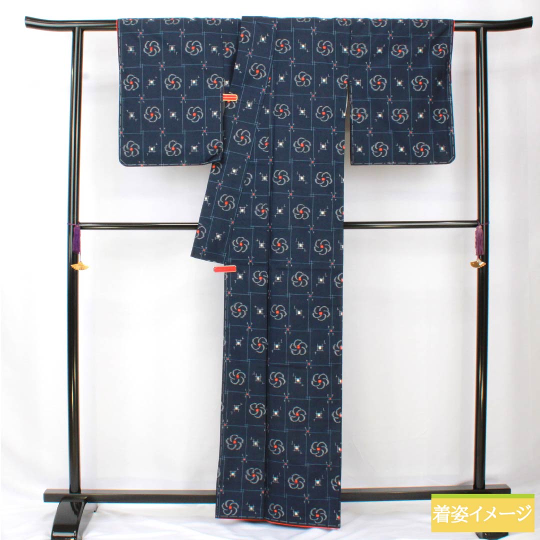 紬 正絹 身丈163.5cm 裄丈66cm 紺色（こんいろ） アンサンブル 格子 ねじり梅 Sランク 袷 紺系 1116003902418