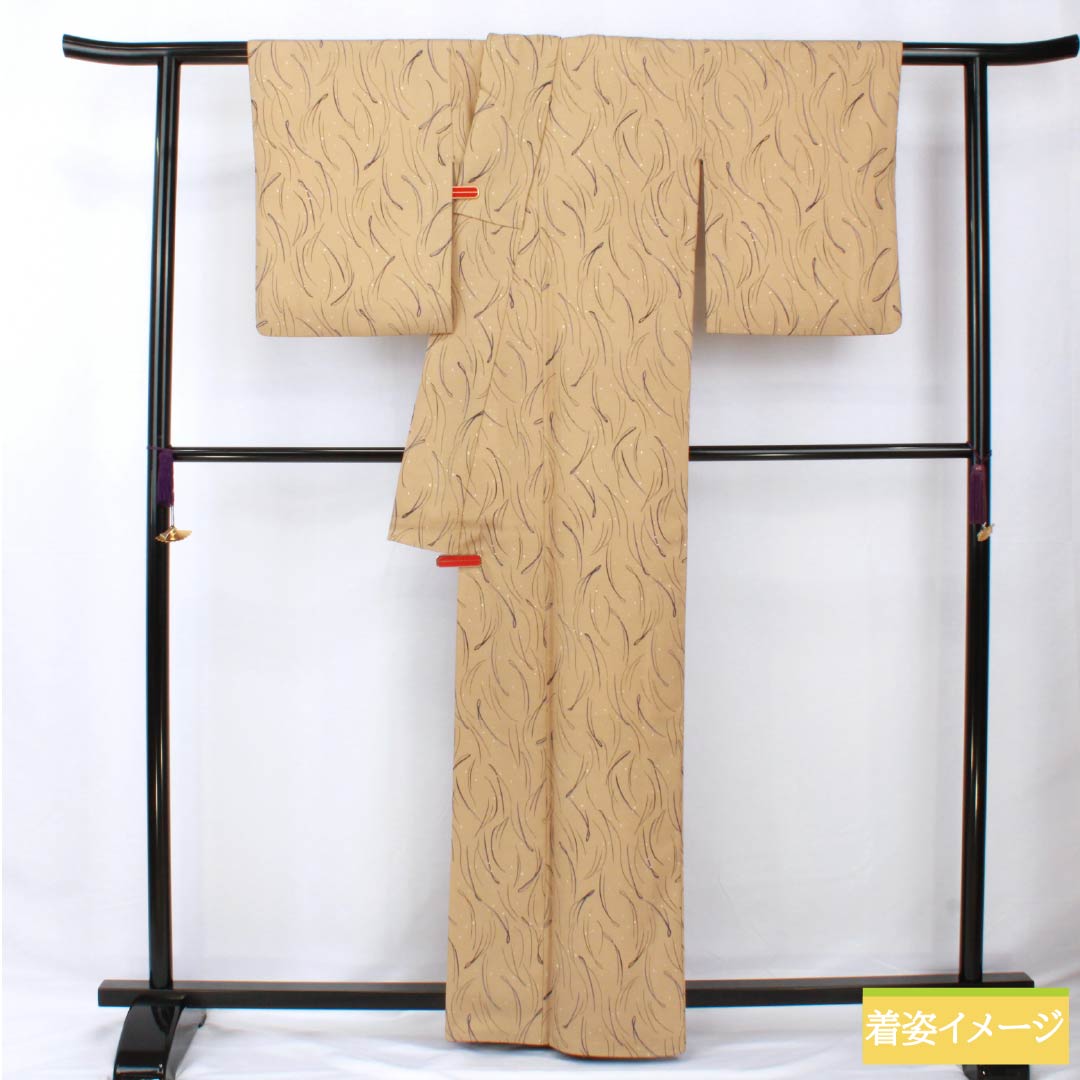 小紋 ポリエステル 身丈163.5cm 裄丈63.5cm 袷 胡桃色（くるみいろ） 抽象柄 Sランク ベージュ系 1115005632425