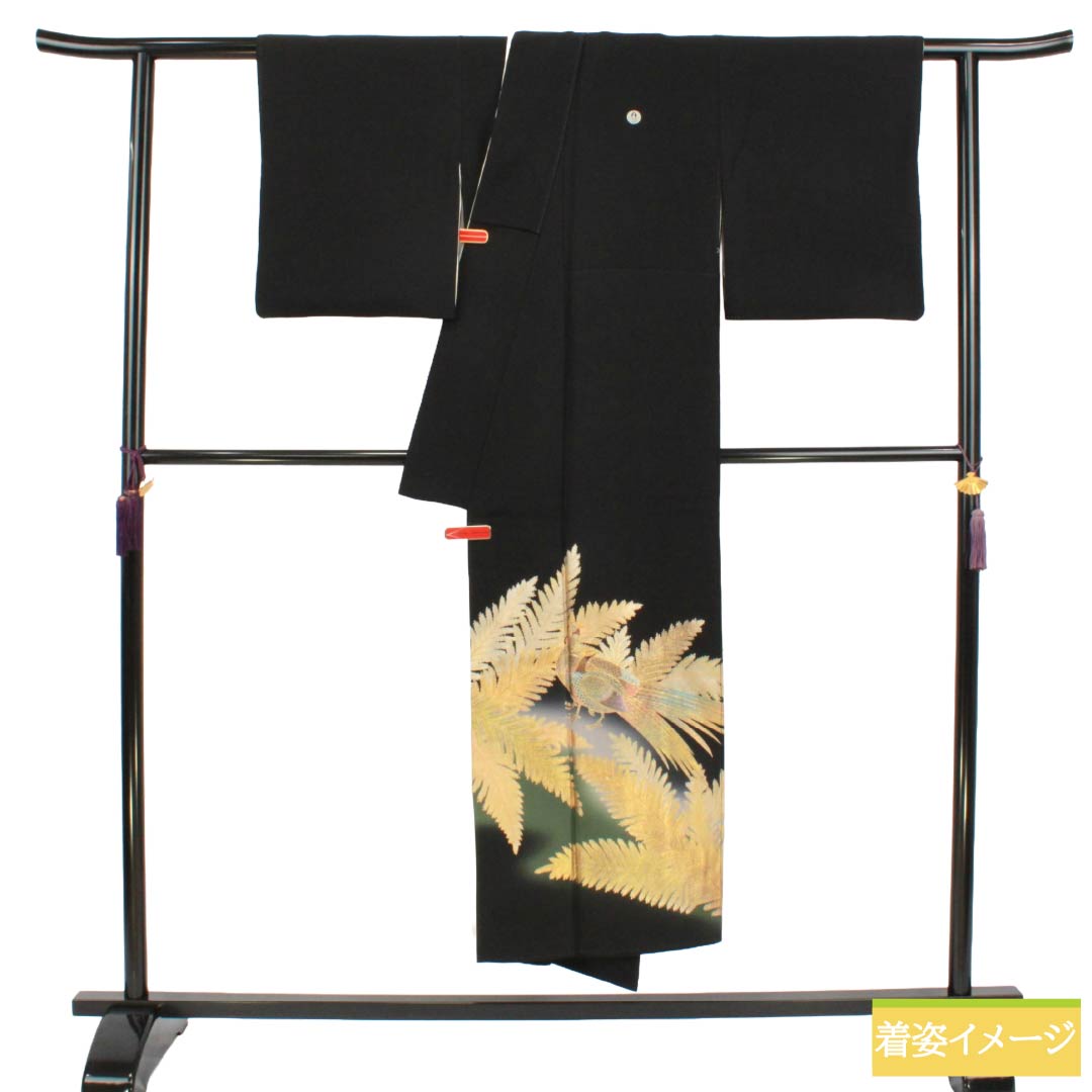 リサイクル着物】黒留袖 正絹 Sランク 身丈143.5cm 裄丈62cm 袷 金彩