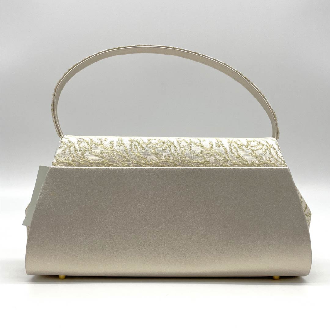 和装バック フォーマル 銀色（ぎんいろ） 留袖用 オーロラ 底鋲 銀系 NEWランク 113900043122