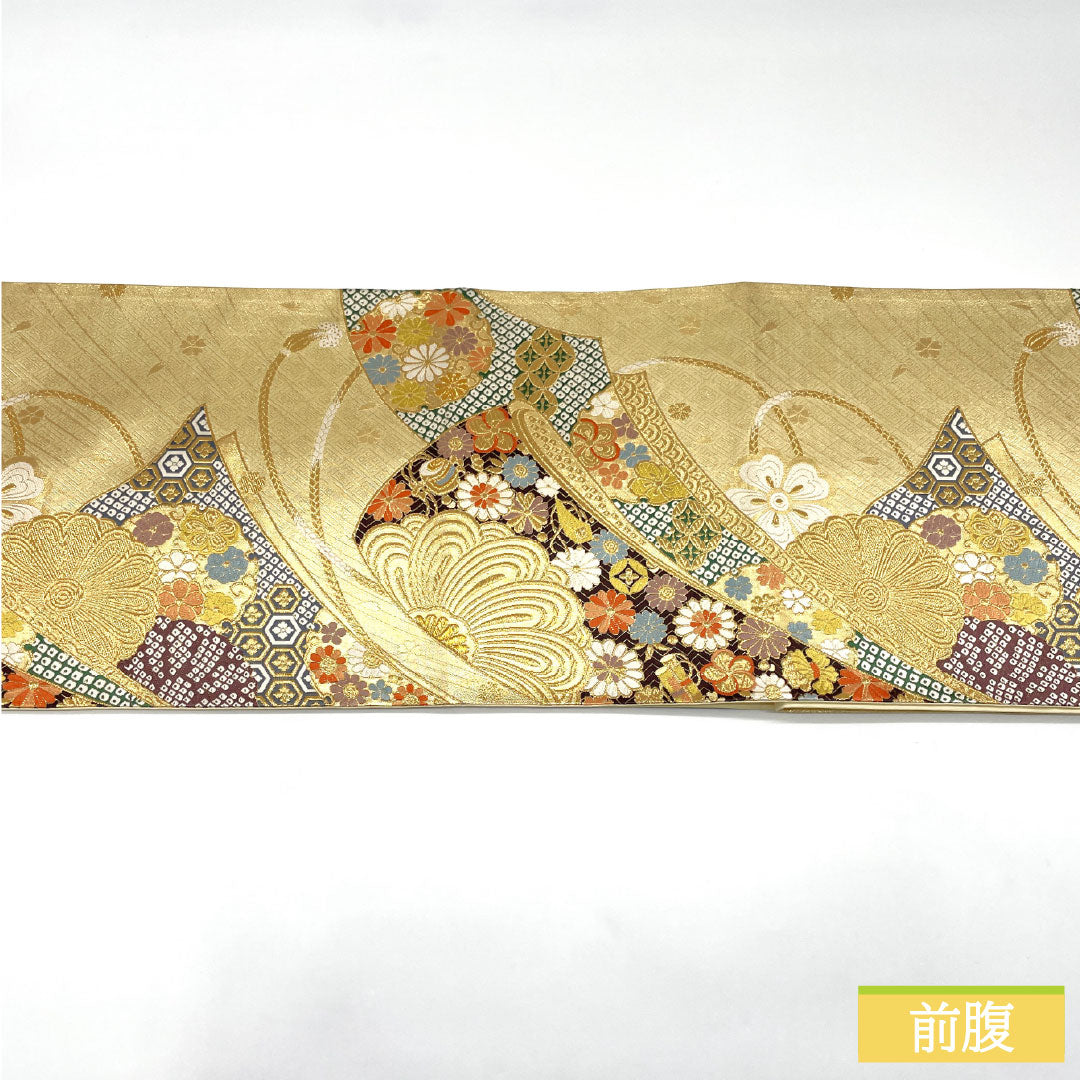 Nishijin-ori silk obi with auspicious motifs, featuring a small kosode kimono with auspicious motifs, length 430cm, six-fold hem, formal, gold-tone finish, product number 1123017222321