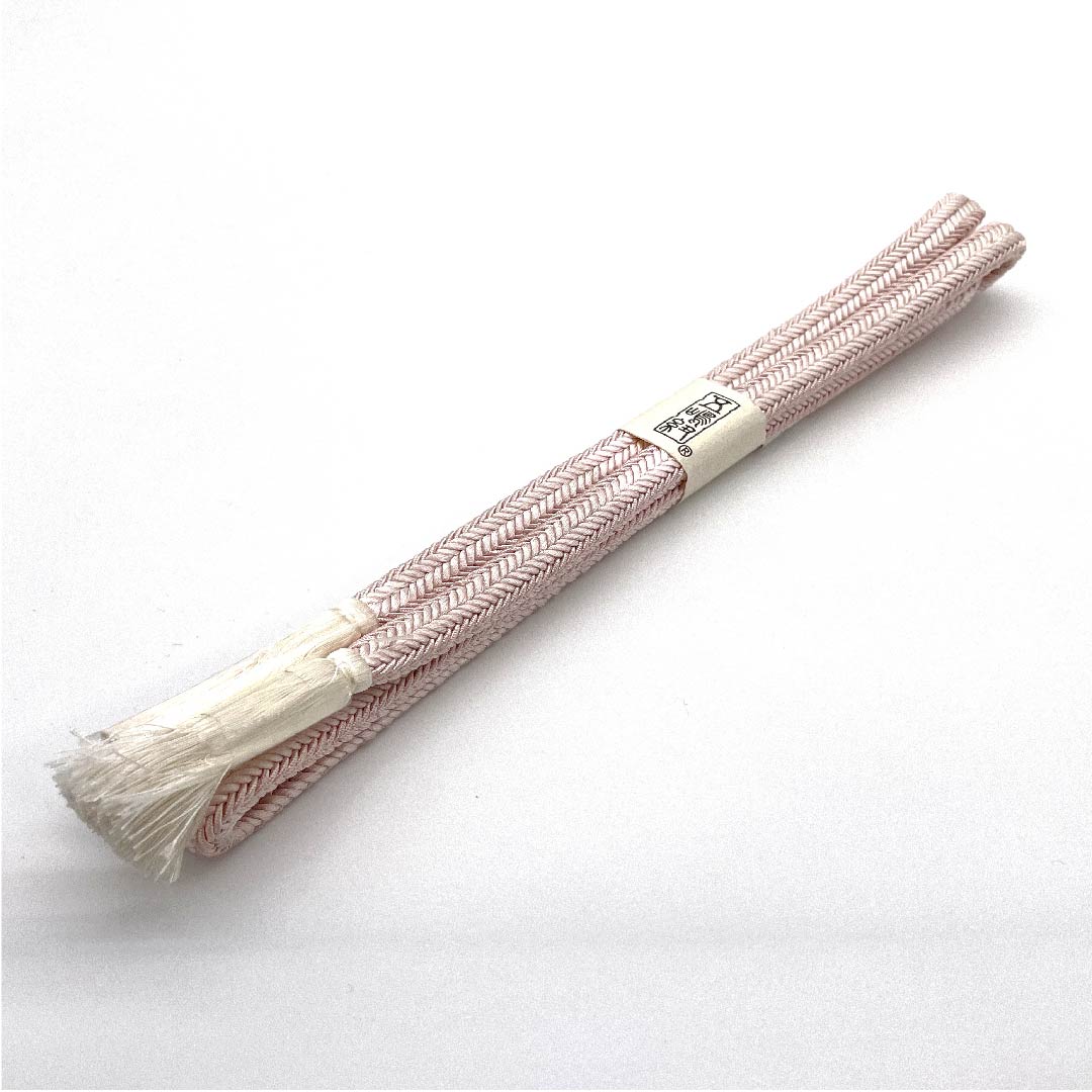 (New old stock) Obijime (belt fastener) Pure silk quarter-length cord Sakura-iro (cherry blossom color) Goshima cord Edo braid New old stock Length approx. 162cm Width approx. 1.2cm Casual S rank Pink 1135002512313