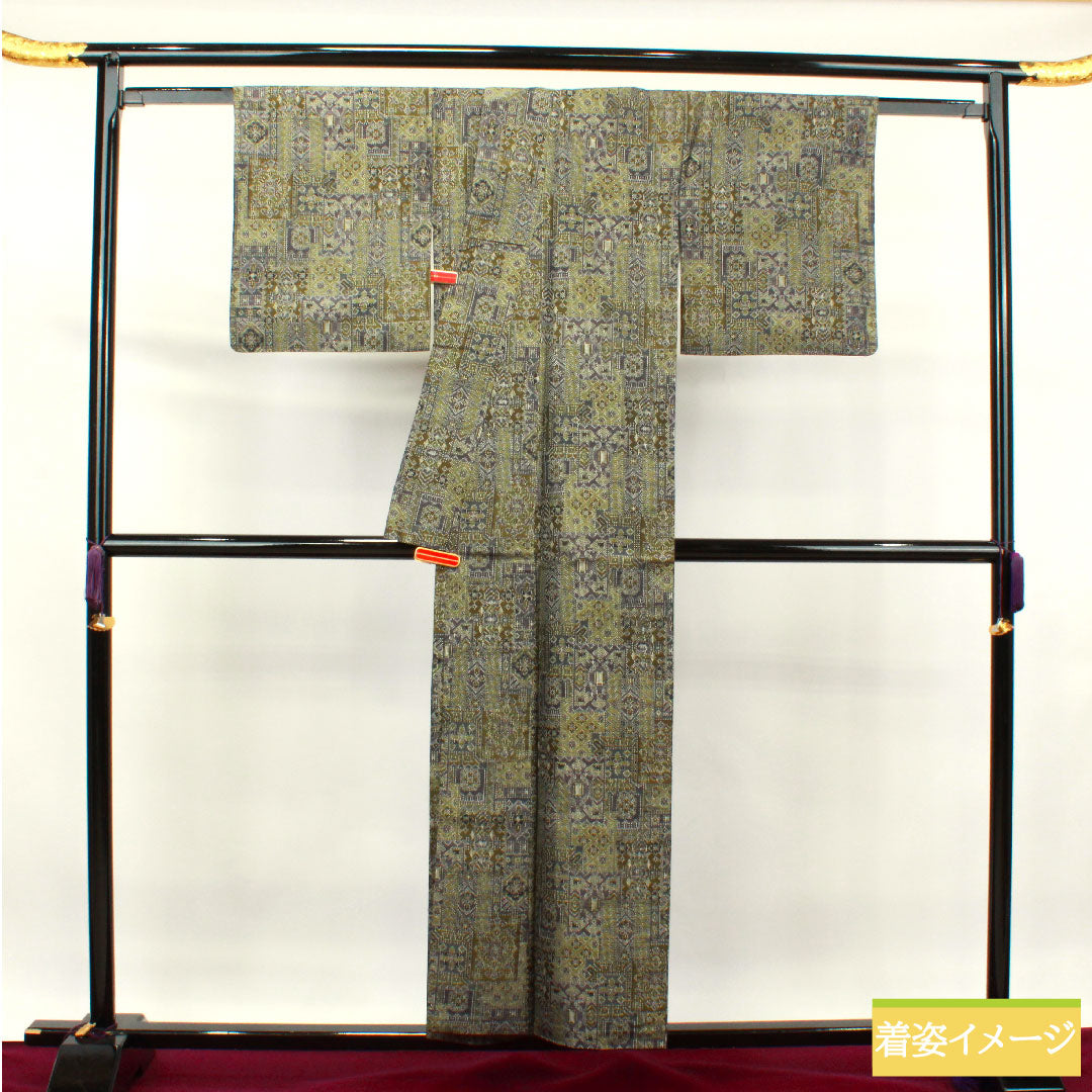 Tsumugi silk Length 159.5cm Sleeve length 65.5cm Geometric pattern S rank Awase Gradient 1116003032399