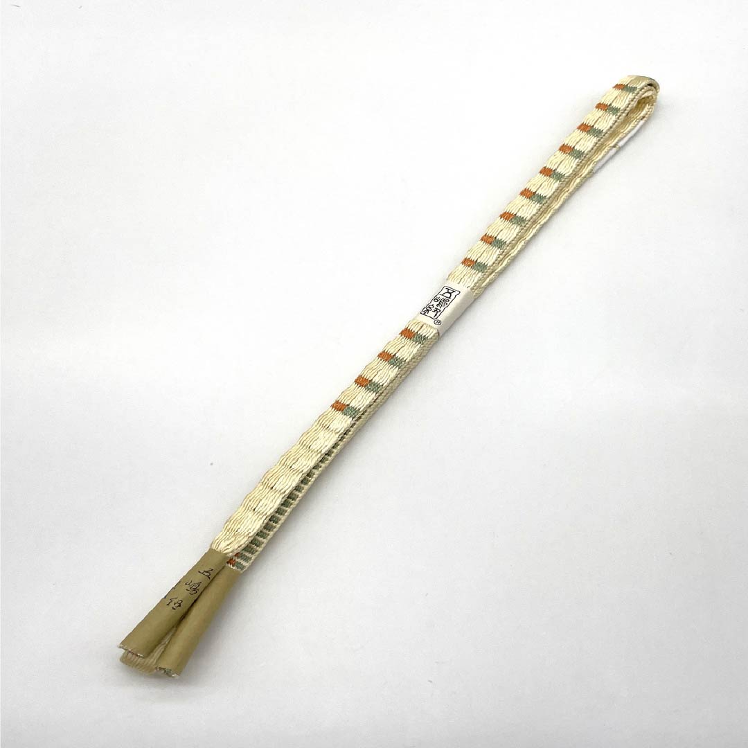 （新古品） 帯締め 正絹 NEWランク 五嶋紐 薄卵色（うすたまごいろ） 手ぐみ 古典柄 長さ約165cm 幅約1.4cm セミフォーマル クリーム系 1135004881315