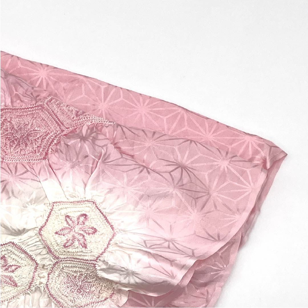 帯揚げ 正絹 Aランク セミフォーマル 淡紅色（たんこうしょく） 絞り 麻の葉 2色遣い 長さ約140cm 幅約26.5cm ピンク系 1136000923913
