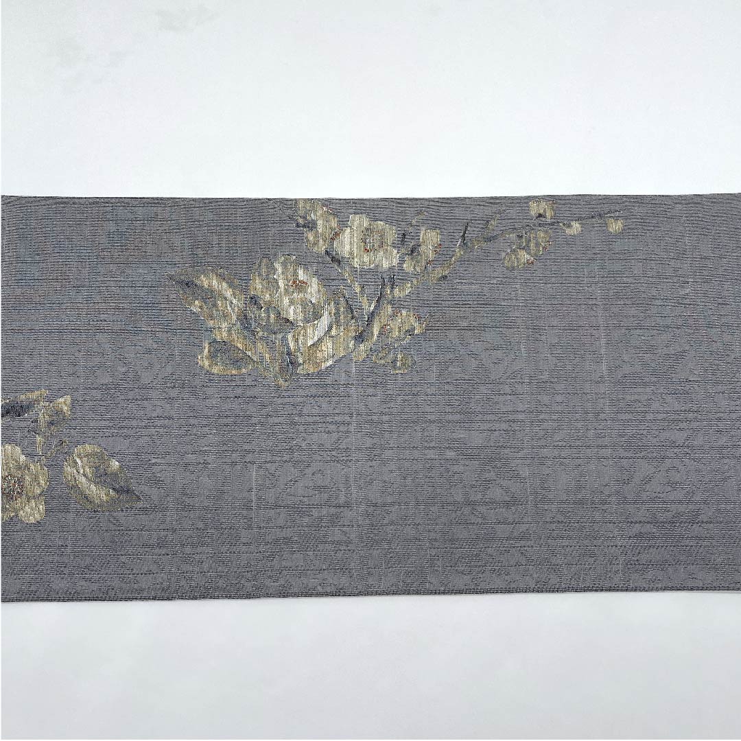 袋帯 薄鈍色（うすにびいろ） 梅 露芝 変わり市松 作家物 帯丈432cm 正絹 Sランク ポイント柄 カジュアル グレー系 1123008902322