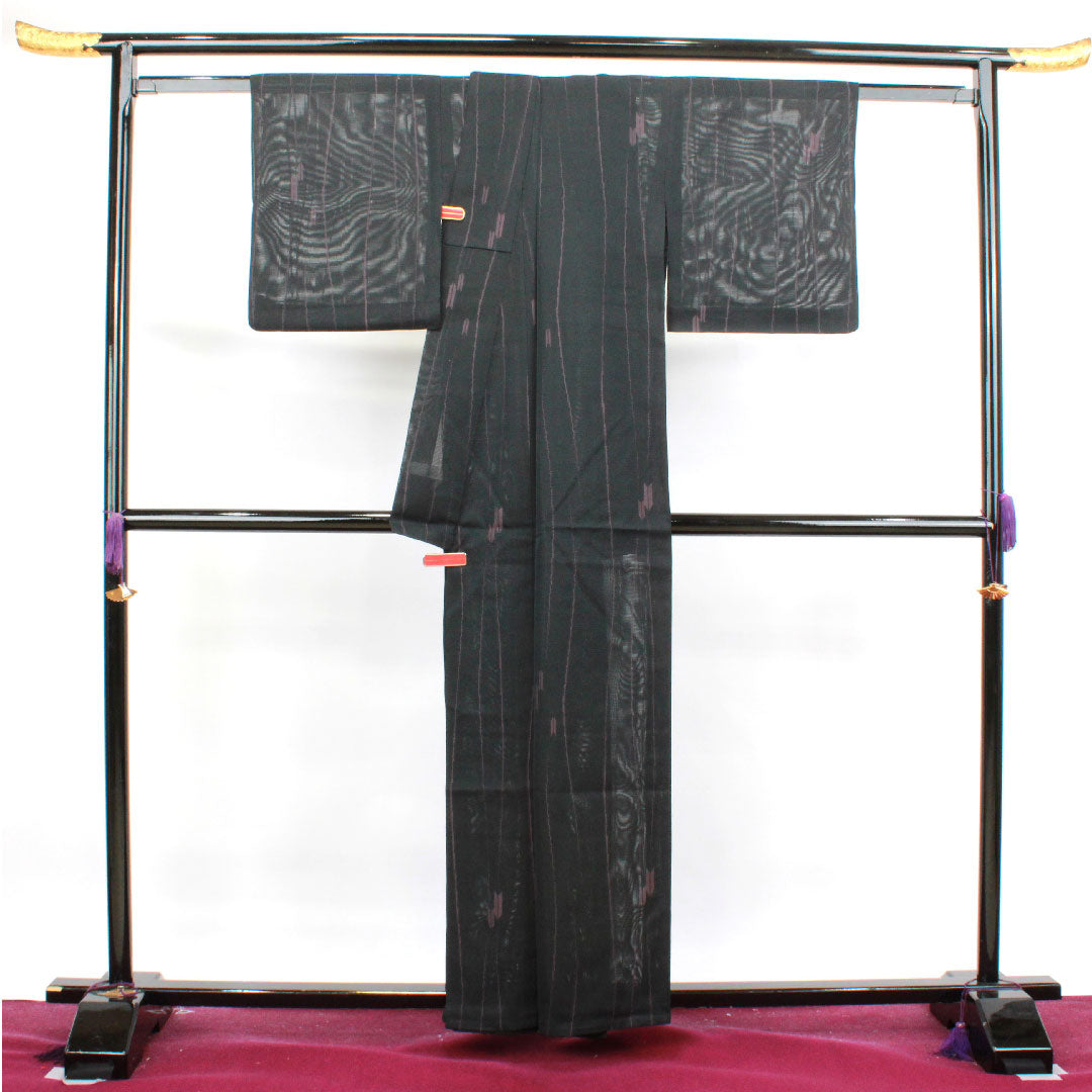夏物 正絹 小紋 身丈159cm 裄丈63cm  矢羽根 絽 Aランク 黒系 1132000503310