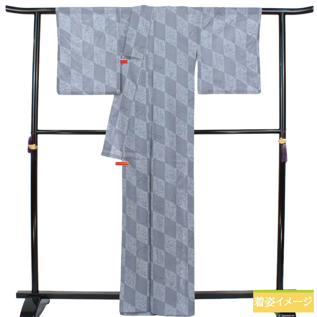 夏物 ポリエステル 小紋 Sランク 身丈164.5cm 裄丈66.5cm 薄鈍色（うすにびいろ） 洗える着物 斜め市松 花柄 絽 グレー系 1132005582422