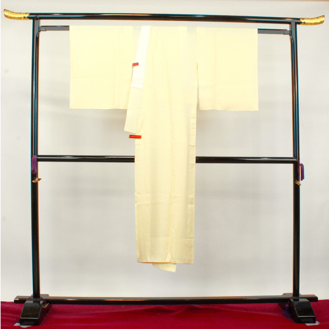 長襦袢 正絹 身丈132cm 裄丈71cm 単衣  フォーマル 鱗模様  Sランク クリーム系 1129000592315