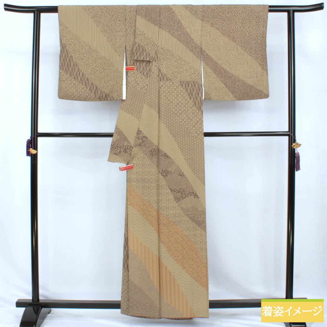 リサイクル着物】訪問着 正絹 Sランク 袷 身丈158cm 裄丈66cm 橡鼠色