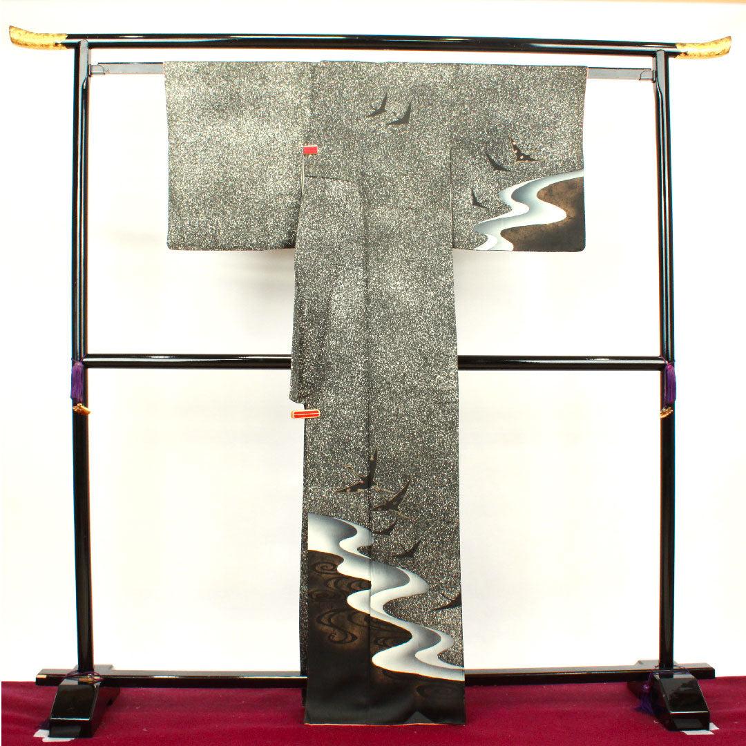 訪問着 袷 身丈165cm 裄丈65cm タタキ染 鶴 五三桐 正絹 Sランク 黒系 1112002592510