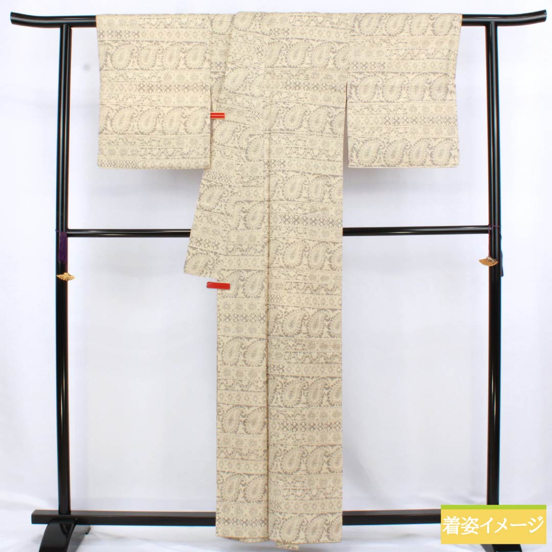 小紋 正絹 Sランク 身丈160cm 裄丈65.5cm 袷 東京白茶色（とうきょうしらちゃいろ） ペイズリー柄 紬地 シルクガード ベージュ系 1115006772425