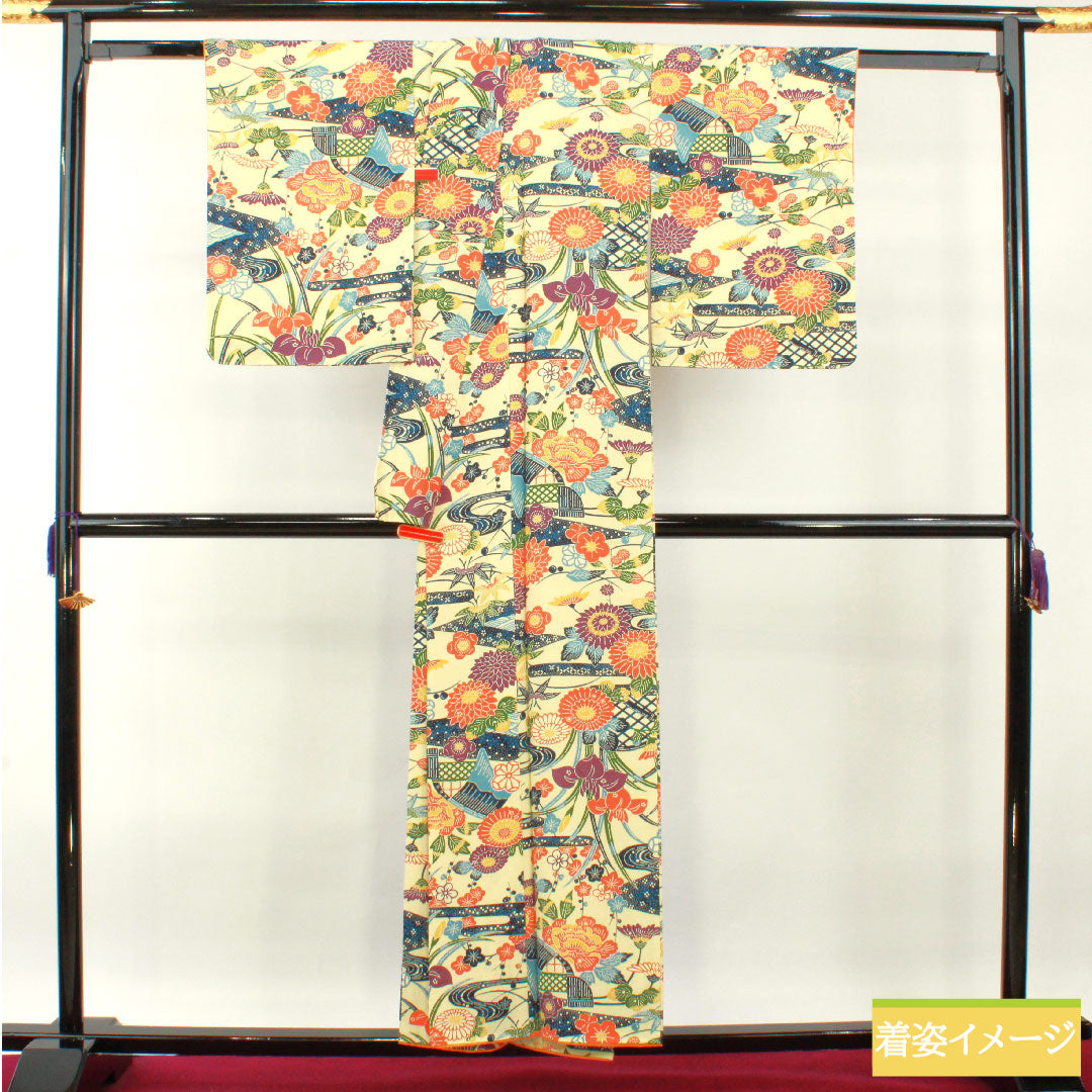 小紋 正絹 身丈155cm 裄丈62.5cm 袷 淡黄蘗色（うすきはだいろ） 京紅型 紬地 草花模様 Sランク クリーム系 1115004352315