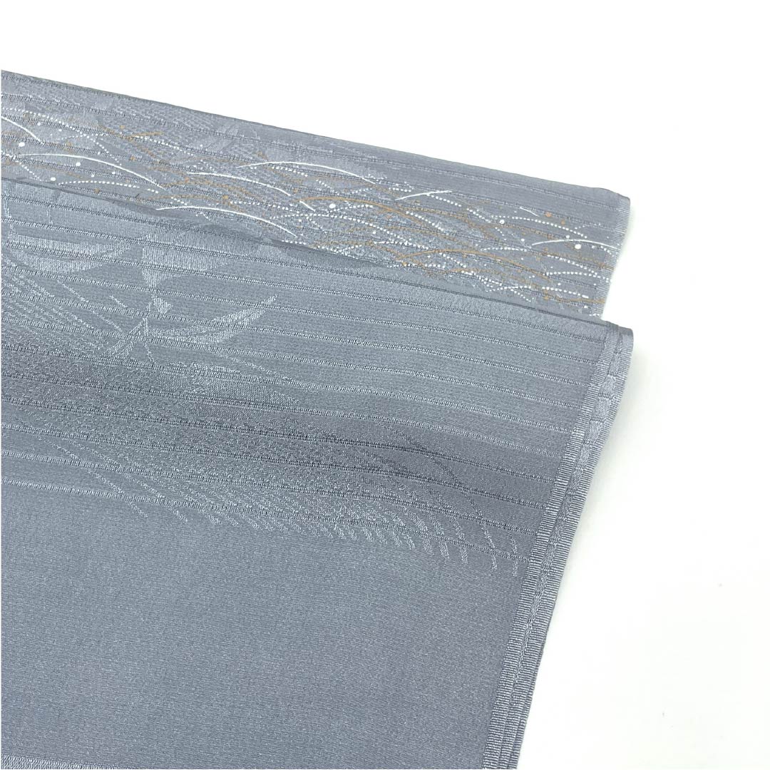 （新品）帯揚げ 正絹 セミフォーマル 薄鈍色（うすにびいろ） 夏物 露芝模様 古典柄 長さ約168cm 幅約28.5cm NEWランク グレー系 1136000891922