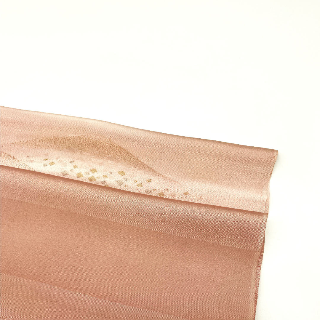 帯揚げ 正絹 Aランク セミフォーマル 退紅色（あらそめいろ） 古典柄 遠山 紙吹雪模様 長さ約180cm 幅約32cm ピンク系 1136001593913