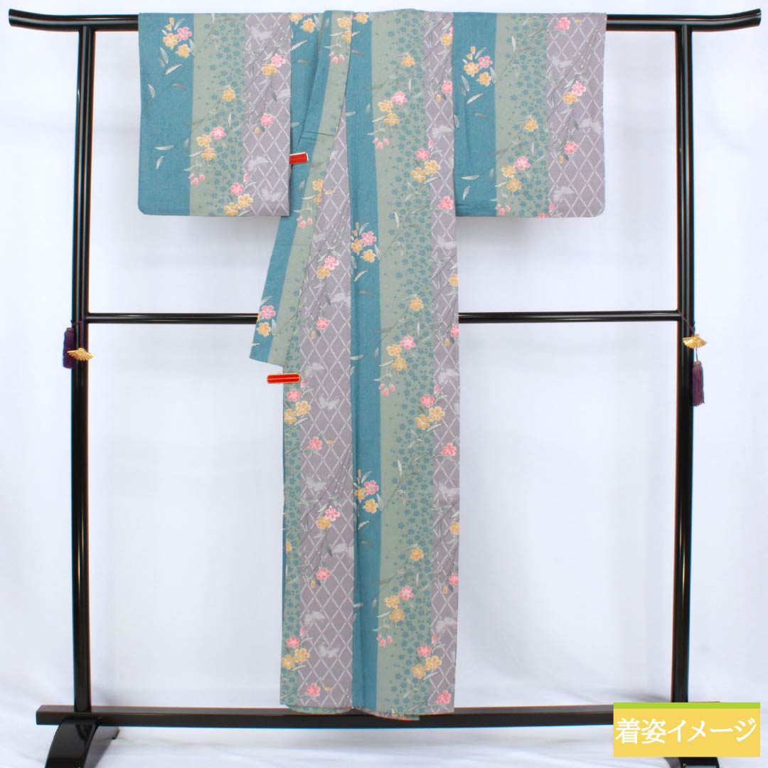 リサイクル着物】小紋 ポリエステル Sランク 身丈152cm 裄丈63.5cm 単