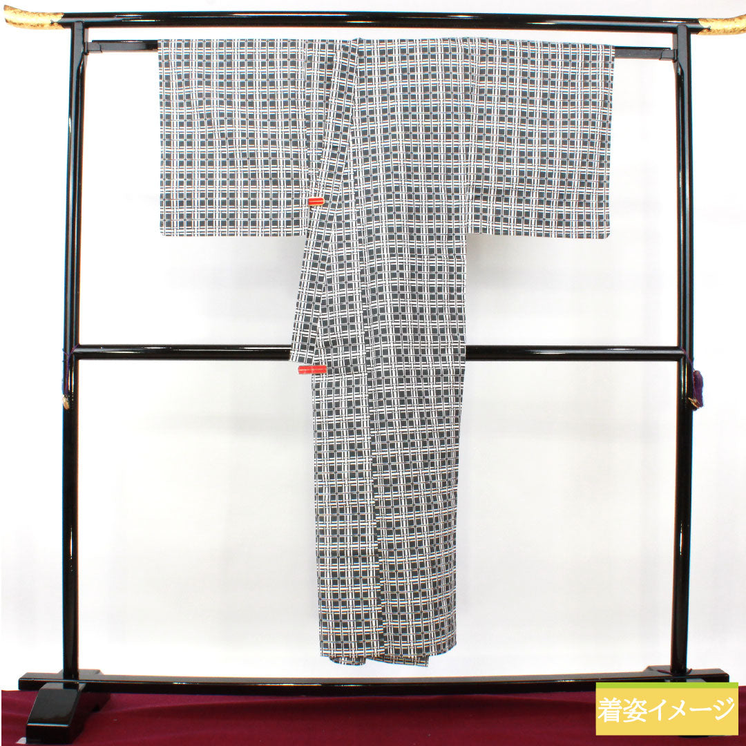 Yukata Cotton Length 148cm Sleeve length 71cm S rank Single layer Gray Ink color (sumiiro) Men's Check pattern 1118005102422