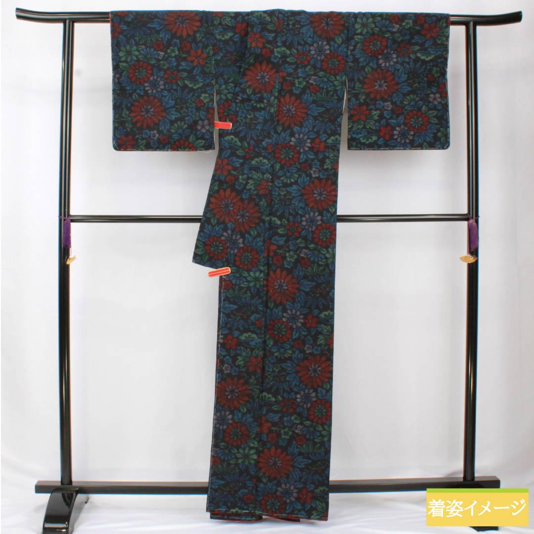 紬 正絹 Sランク 身丈162.5cm 裄丈63cm 檳榔子黒色（びんろうじぐろいろ） 真綿紬 総花 しつけ糸付き 袷 黒系 1116004122410