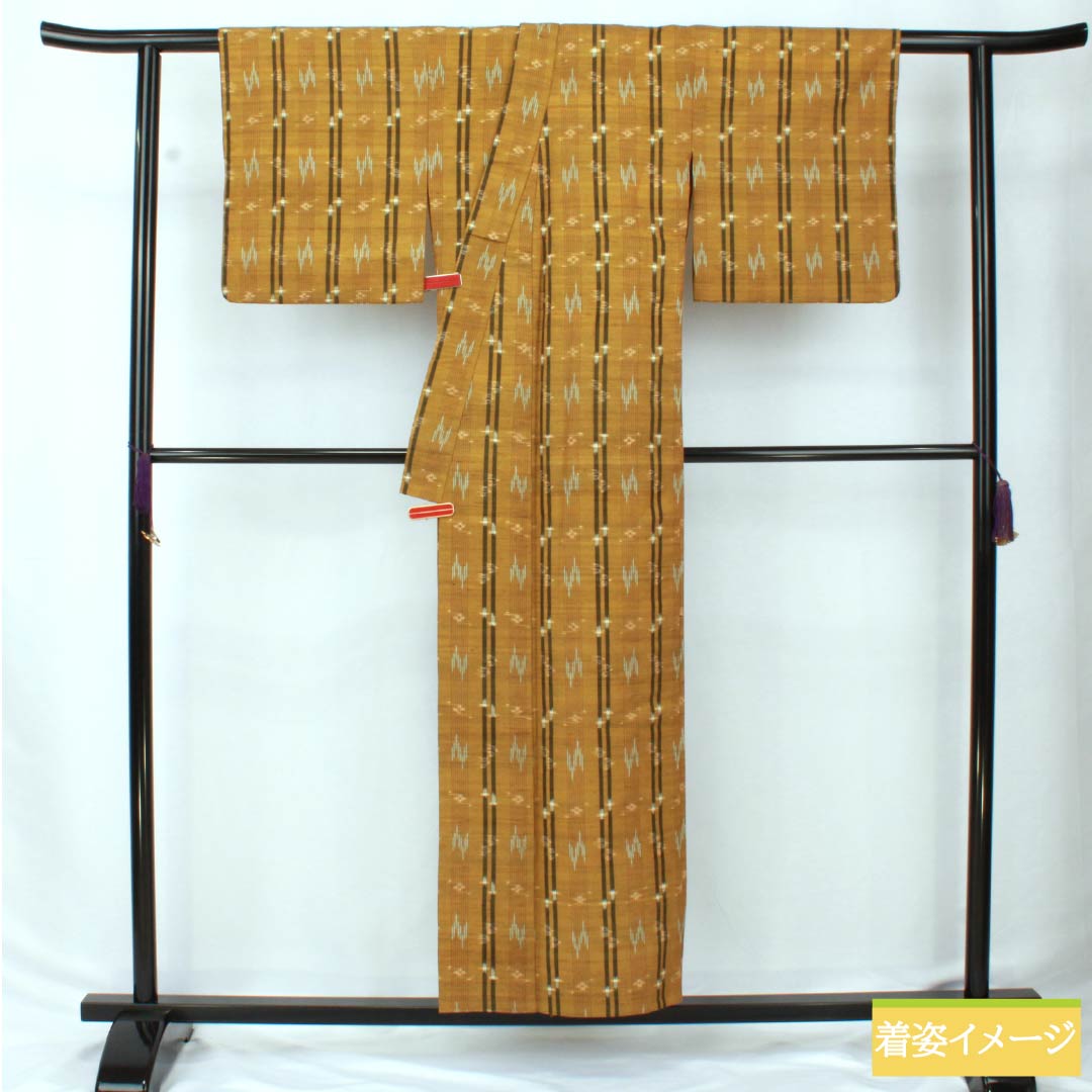 紬 正絹 Sランク 身丈154cm 裄丈62.5cm 黄茶色（きちゃいろ） 絣 単衣 茶系 1116004022214