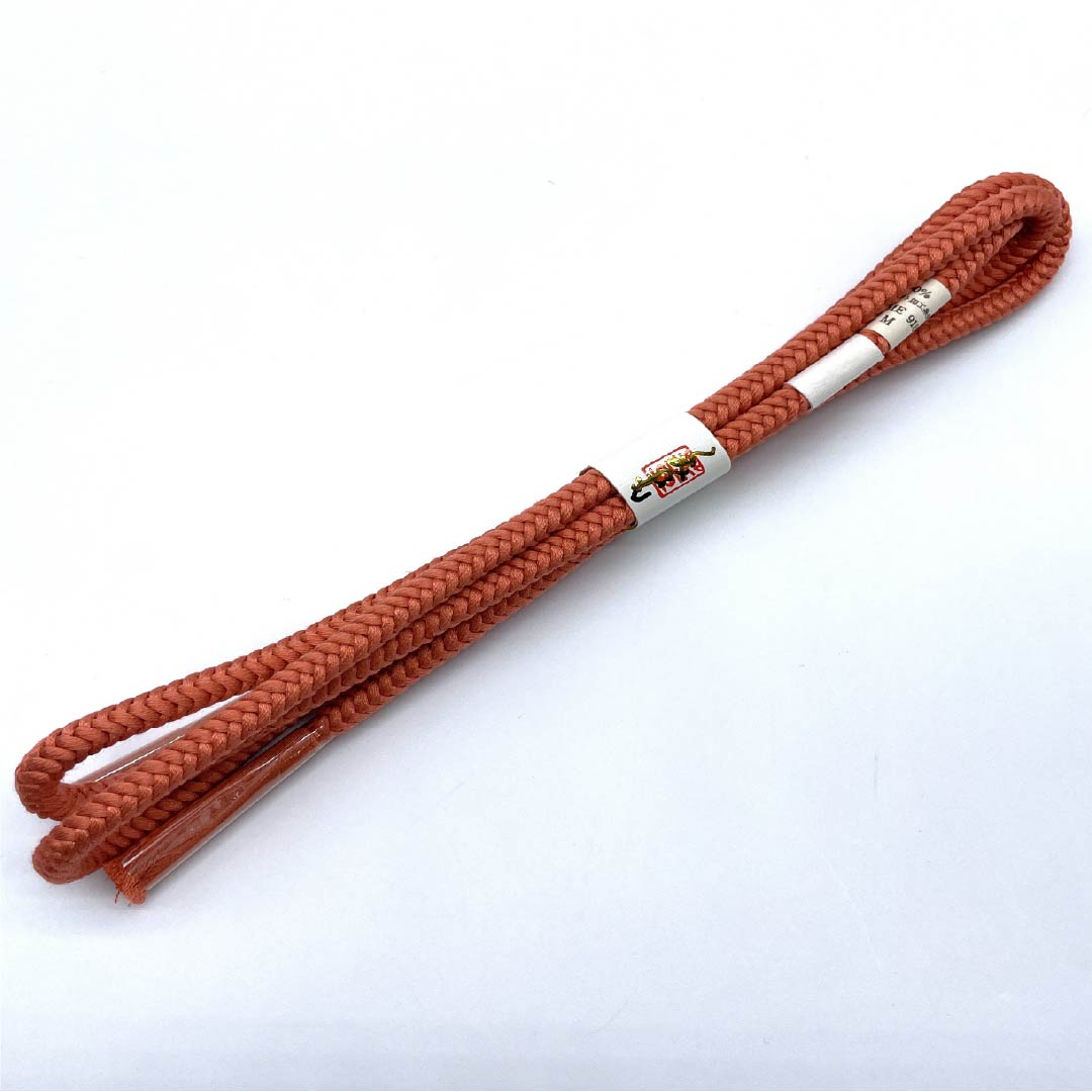 帯締め 正絹  似紅色（にせべにいろ） 無地 丸組 長さ約158cm 幅約0.9cm カジュアル Sランク 茶系 1135003152314