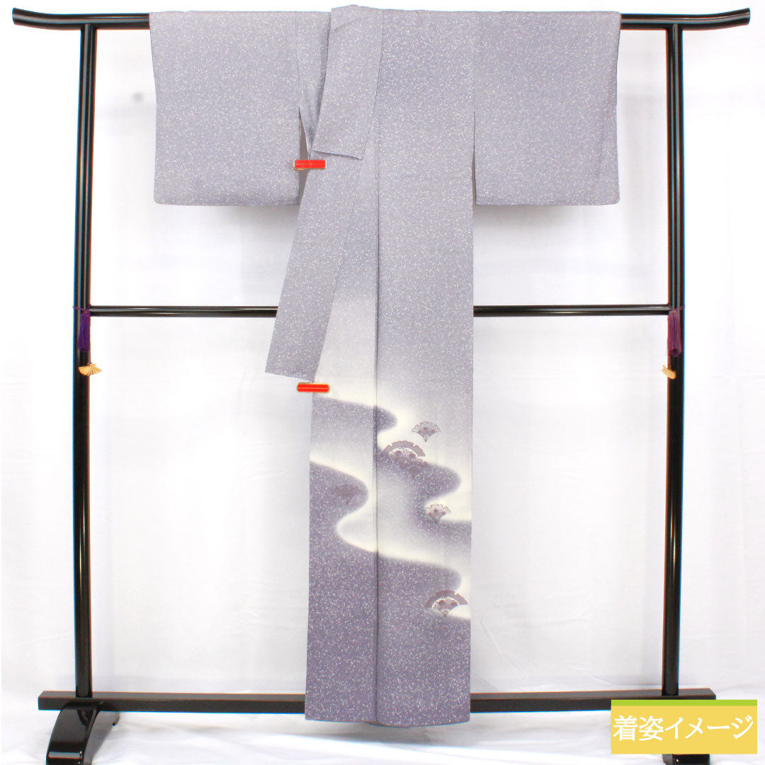 訪問着 正絹 袷 身丈157.5cm 裄丈61.5cm つるば鼠色（つるばねずいろ） タタキ染 扇 一つ紋 中陰三階菱 Aランク 紫系 1112005223320