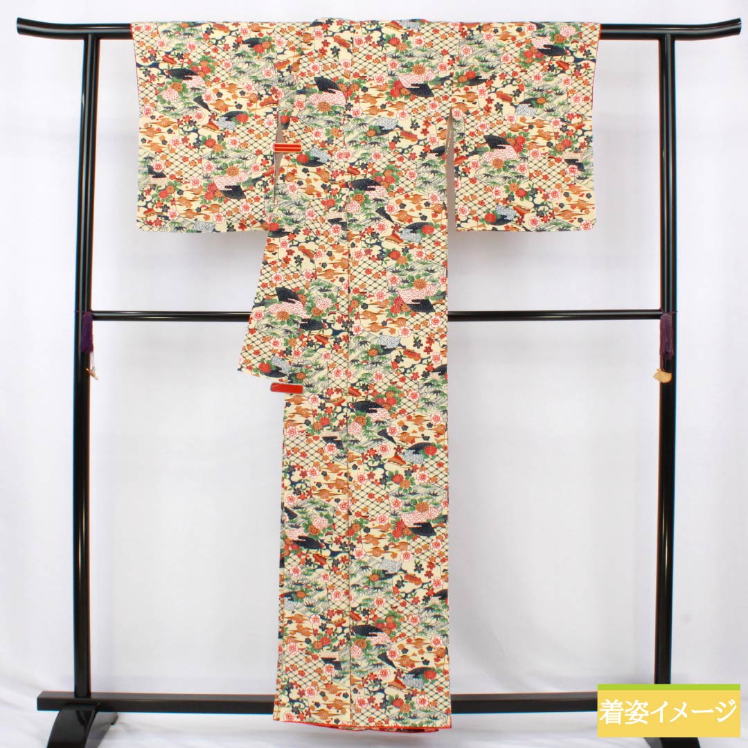 Komon (small pattern) kimono, pure silk, A-rank, length 158cm, sleeve length 62cm, lined, Tokyo white-brown (Tokyo shirachairo), tsumugi fabric, classic pattern, cream-toned, with basting threads, product number 1115007313315
