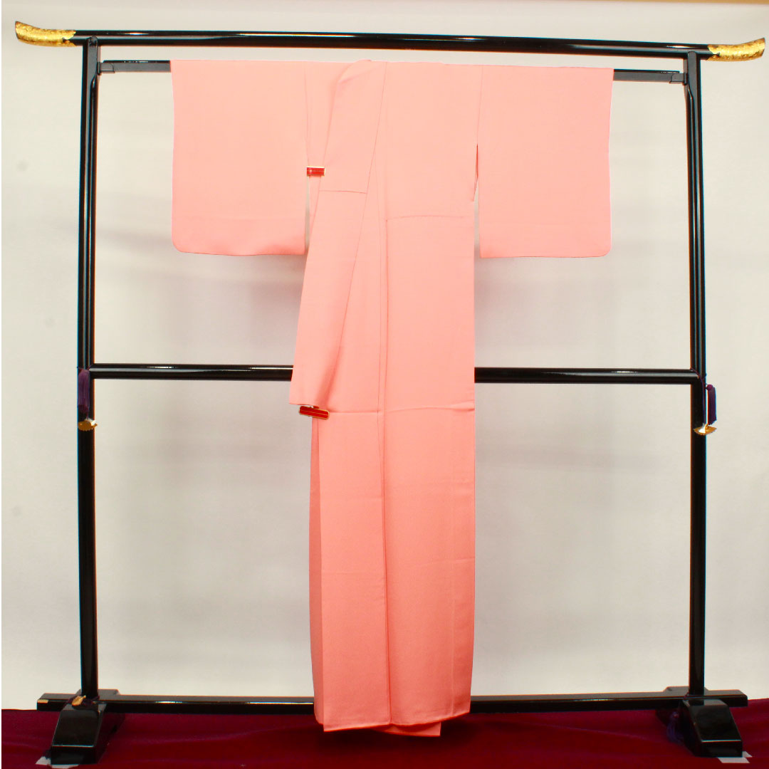 色無地 正絹 鴇色 素無地 梅鉢  身丈156.5cm 裄丈63.5cm 袷  Aランク ピンク系 1114000983313
