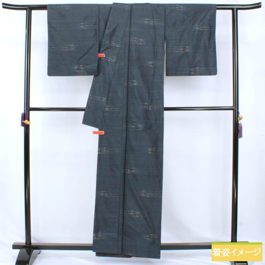 Tsumugi Silk S Rank Length 160cm Sleeve Length 63.5cm Dark Navy Oshima Tsumugi Yokoso-gasuri Abstract Pattern Lined Navy 1116005172418
