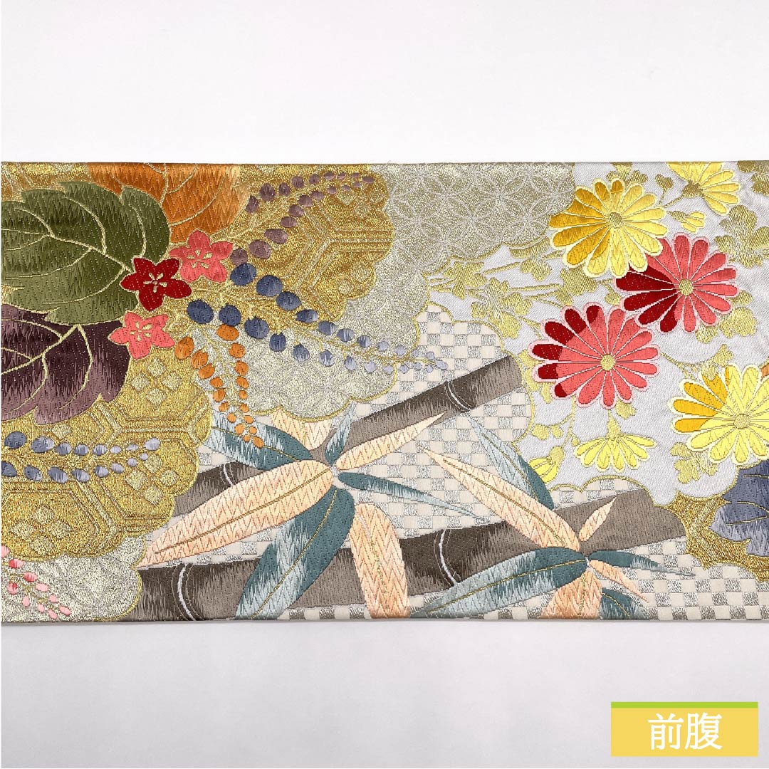 袋帯 正絹 魚肚白色（ぎょとはくいろ） 白綾苑大庭 菊 桔梗 笹 帯丈432cm Aランク 六通 フォーマル グレー系 1123012023322