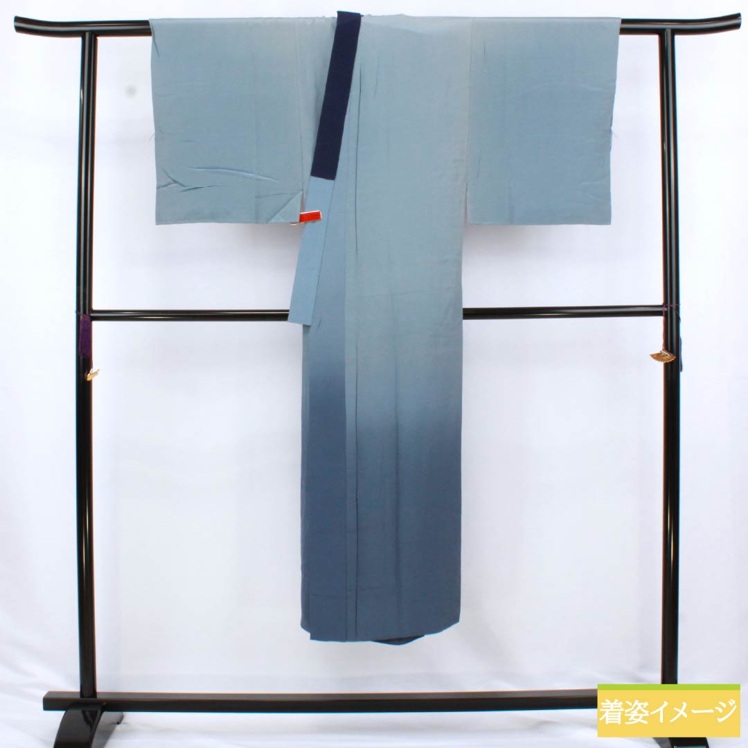 Men's Nagajuban (long under-kimono), pure silk, S-rank, length 147cm, sleeve length 65.5cm, blue-gray with tiger print, lined, blue-based, 1140000692417