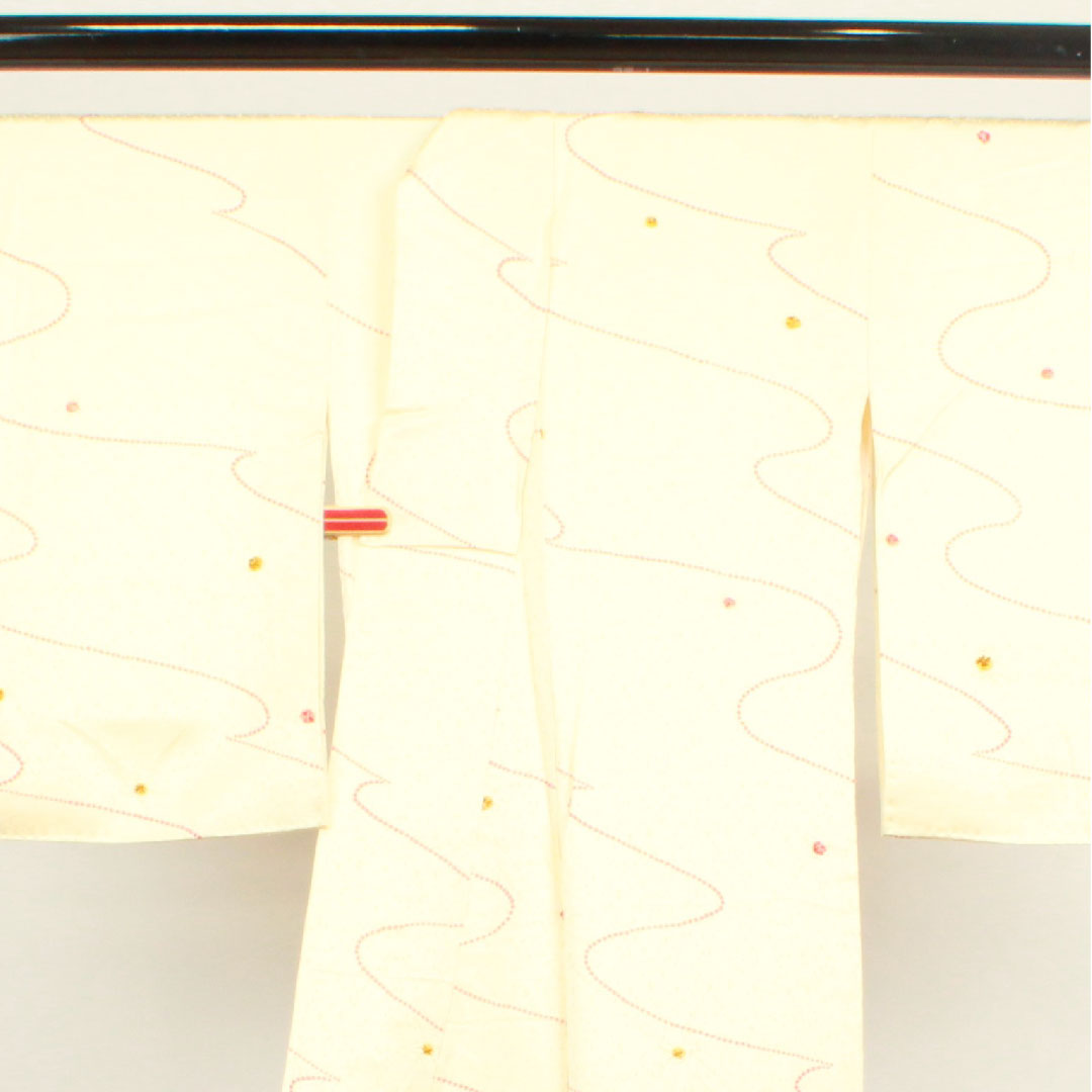 小紋 身丈162cm 裄丈60.5cm 袷  練色 絞り 抽象模様  正絹 Aランク クリーム系 1115003063415