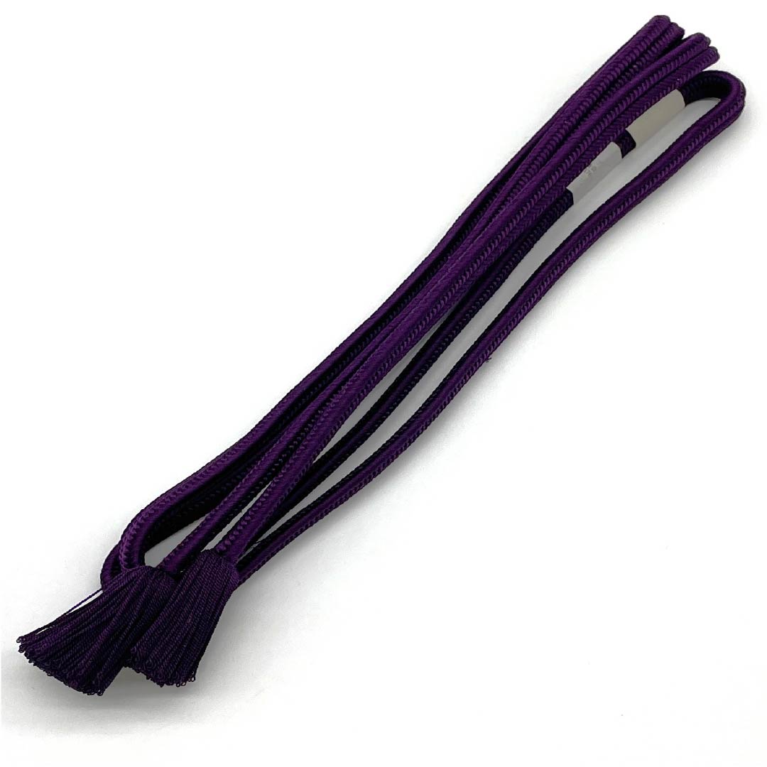 (Like new) Silk Obi-jime (sash band) in Shigokuiro (extremely beautiful color) with twisted tassels. Length: approx. 161cm, Width: approx. 1cm. Casual style. Purple. Product code: 1135004631320