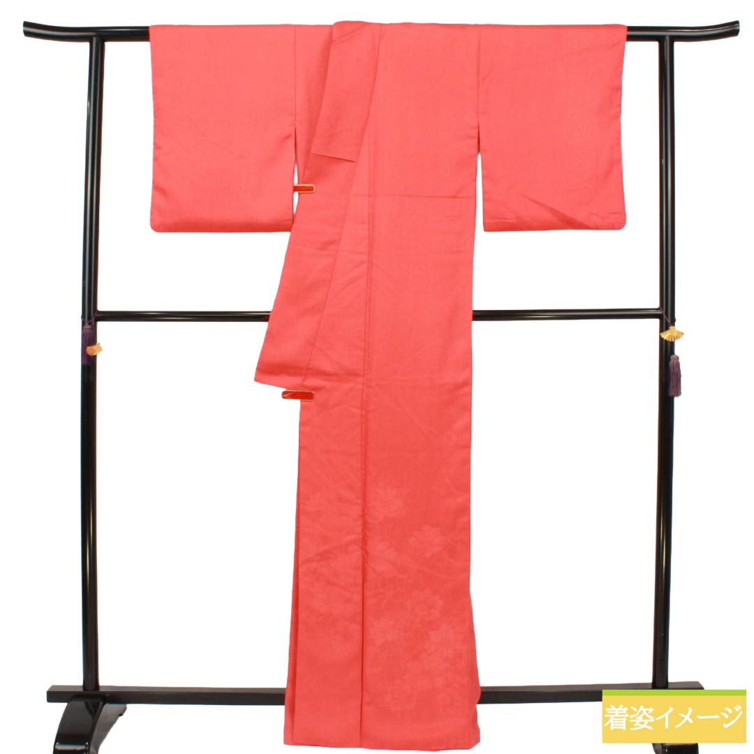 色無地 ポリエステル Sランク 身丈165cm 裄丈64.5cm 似紅色（にせべにいろ） 洗える着物 草花模様 絵羽付け 袷 赤系 1114002952512