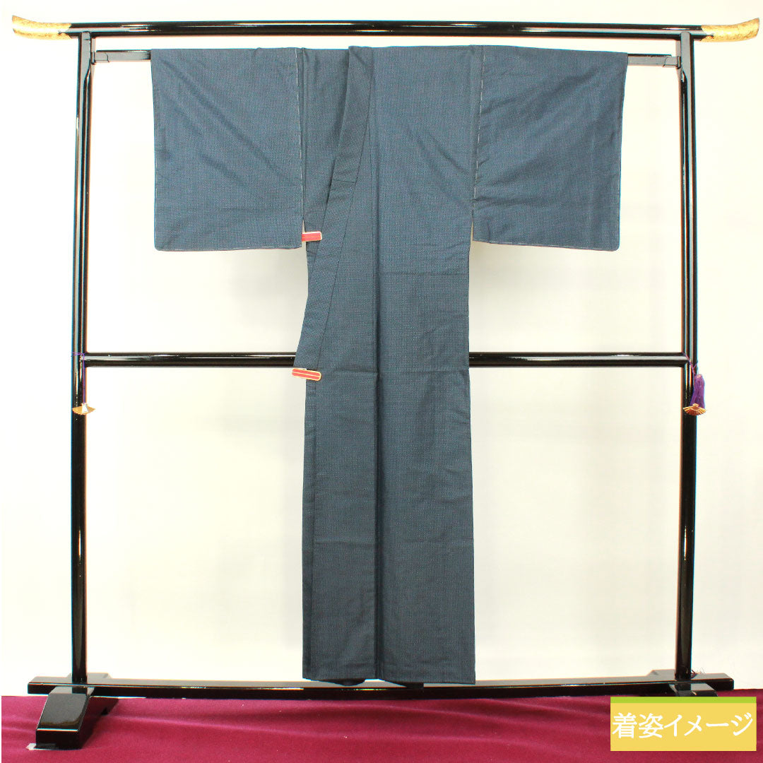 男物 正絹 身丈153.5cm 裄丈71cm 大島紬 緯総絣 Sランク 袷 紺系 1119000842518