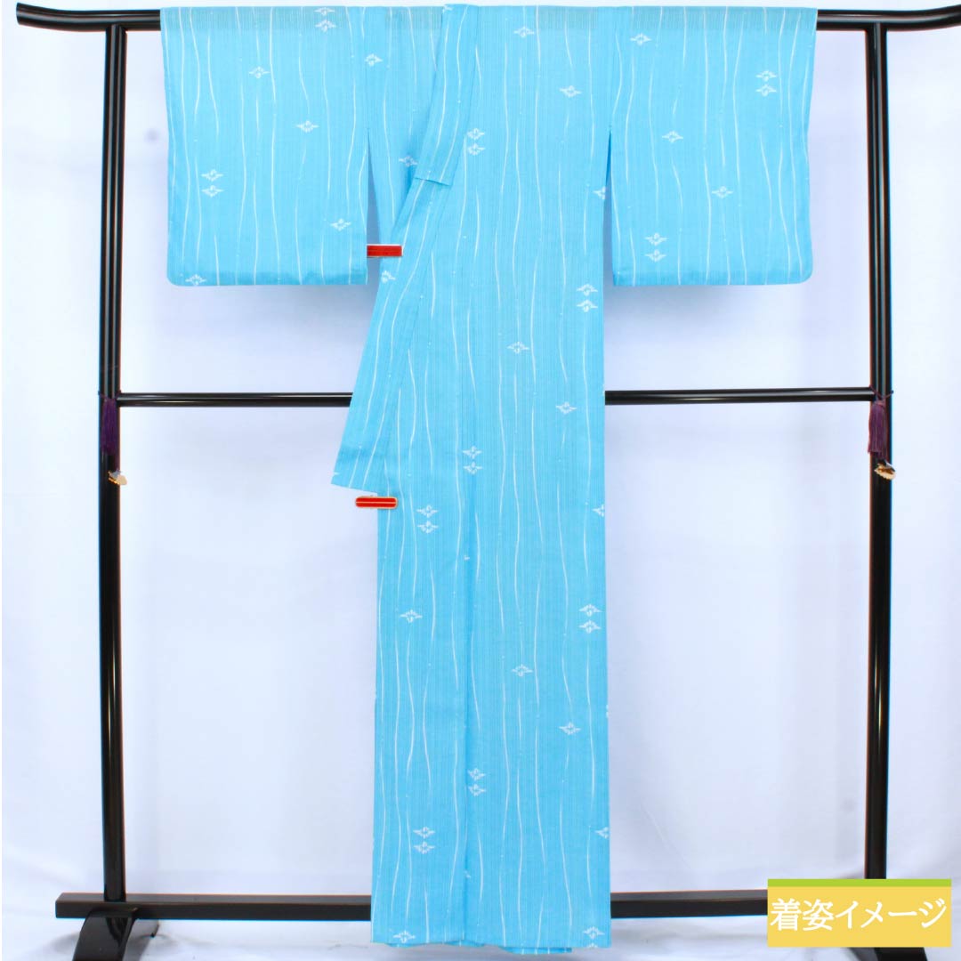 夏物 ポリエステル 小紋 身丈161cm 裄丈68cm 浅藍色（うすらんいろ） 竪絽 縞 鶴 絽 Bランク 水色系 1132002484424