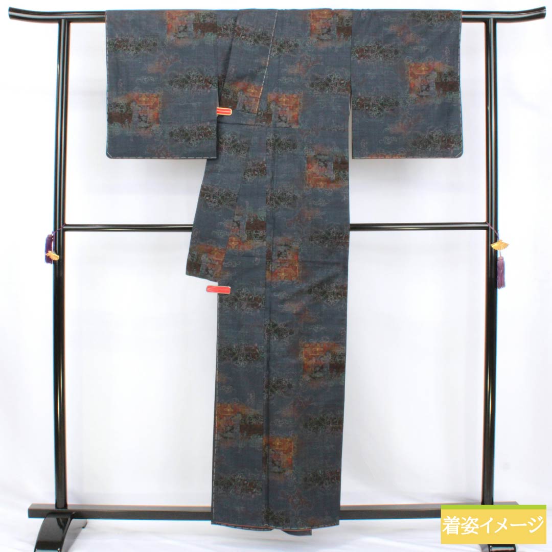 紬 正絹 Sランク 身丈157cm 裄丈65.5cm 燻色（ふすべいろ） 大島紬 一元絣 抽象模様 袷 紺系 1116004782318