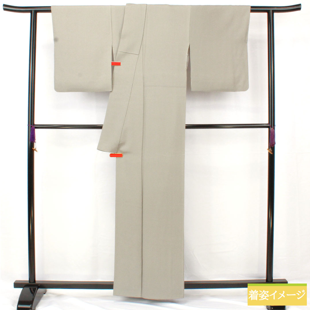 Plain color, pure silk, length 161cm, sleeve length 66cm, plain color, one crest, Kikuemaru, artist's work, lined, S rank, gray 1114001582422