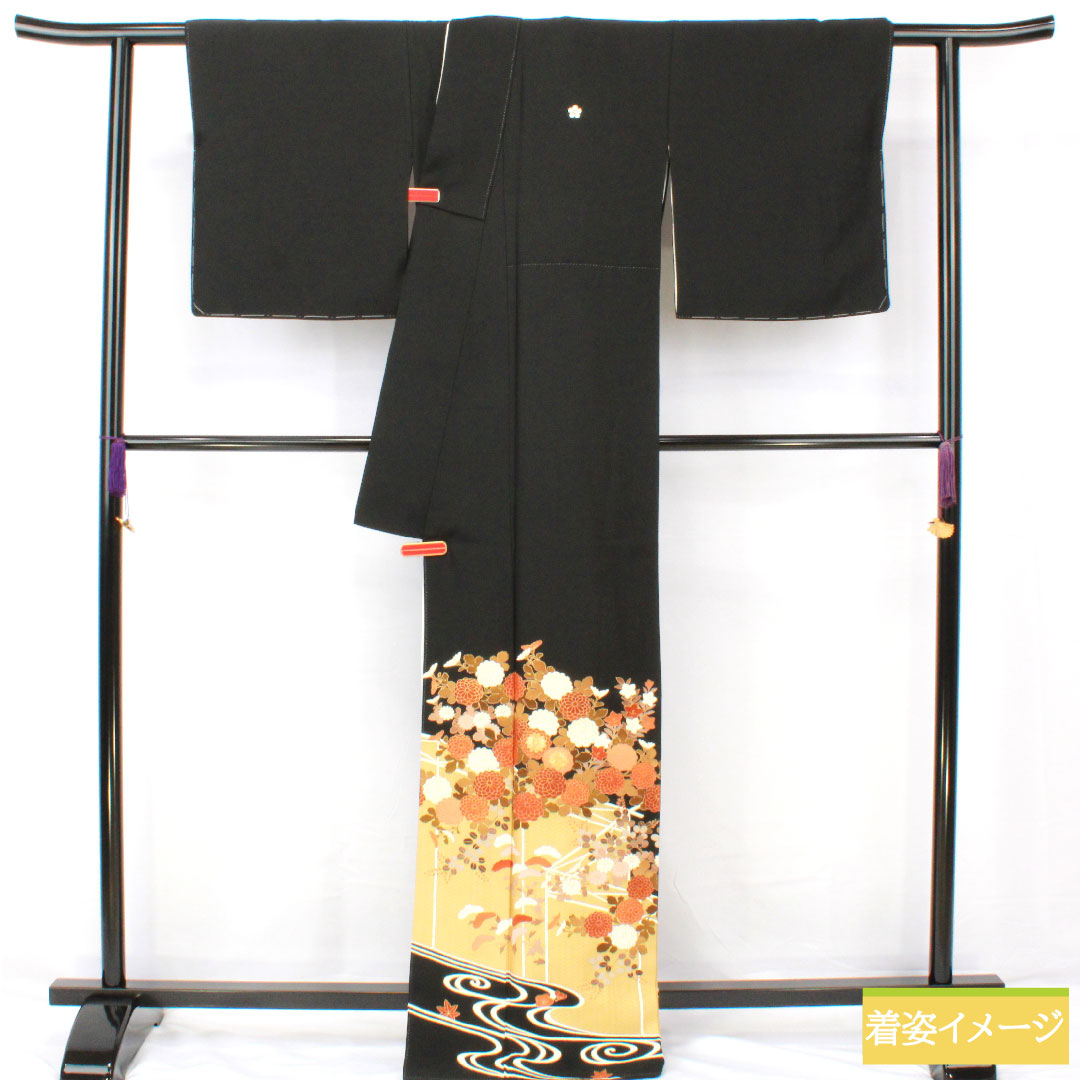 Black formal kimono, pure silk, length 167cm, sleeve length 67cm, lined, Kyoto yuzen, floral pattern, five crests, plum blossom, S rank, black, 1111001642510