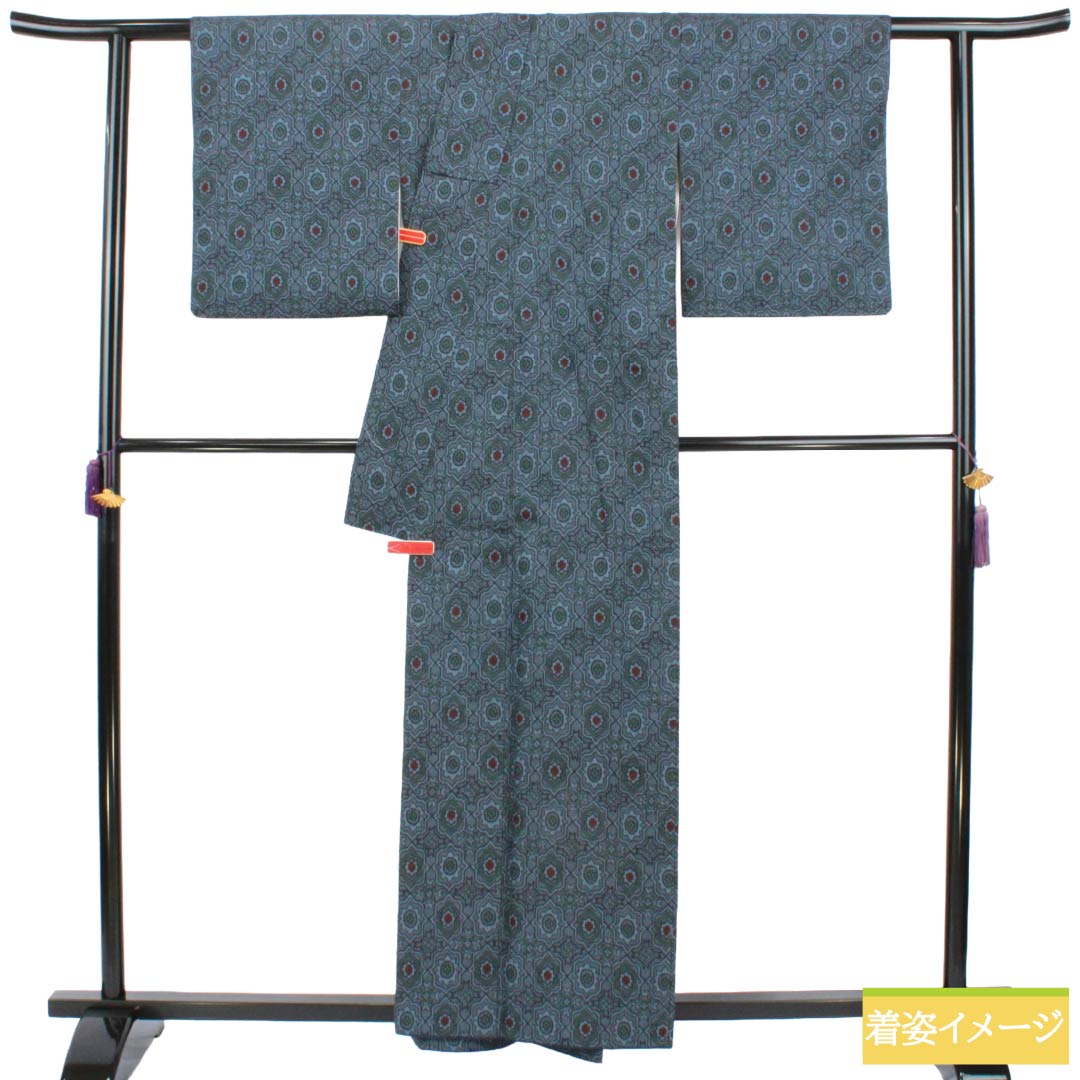 リサイクル着物】紬 正絹 Sランク 身丈158.5cm 裄丈64.5cm 朧花色