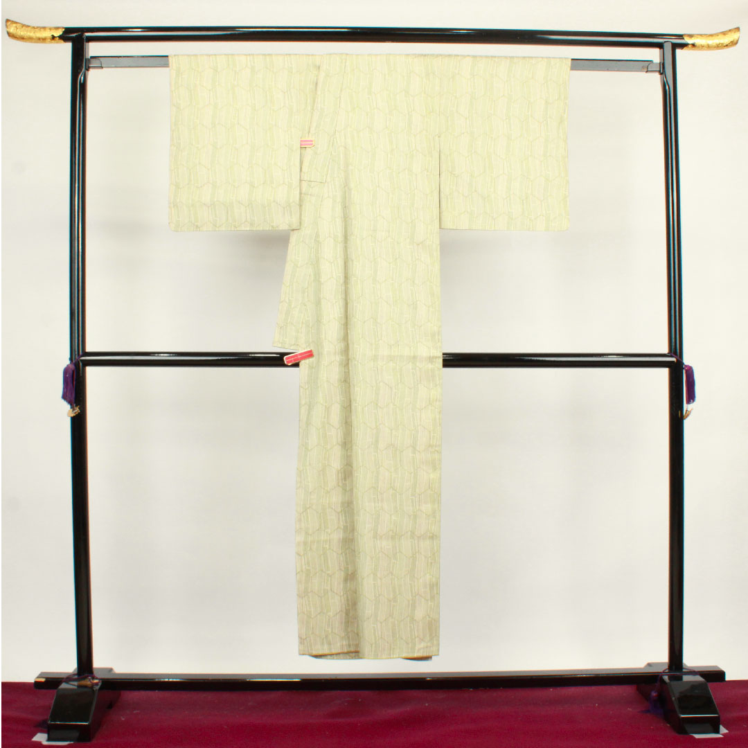 紬 身丈148cm 裄丈64cm 硫黄色 亀甲 正絹 Aランク 袷 緑系 1116002563119