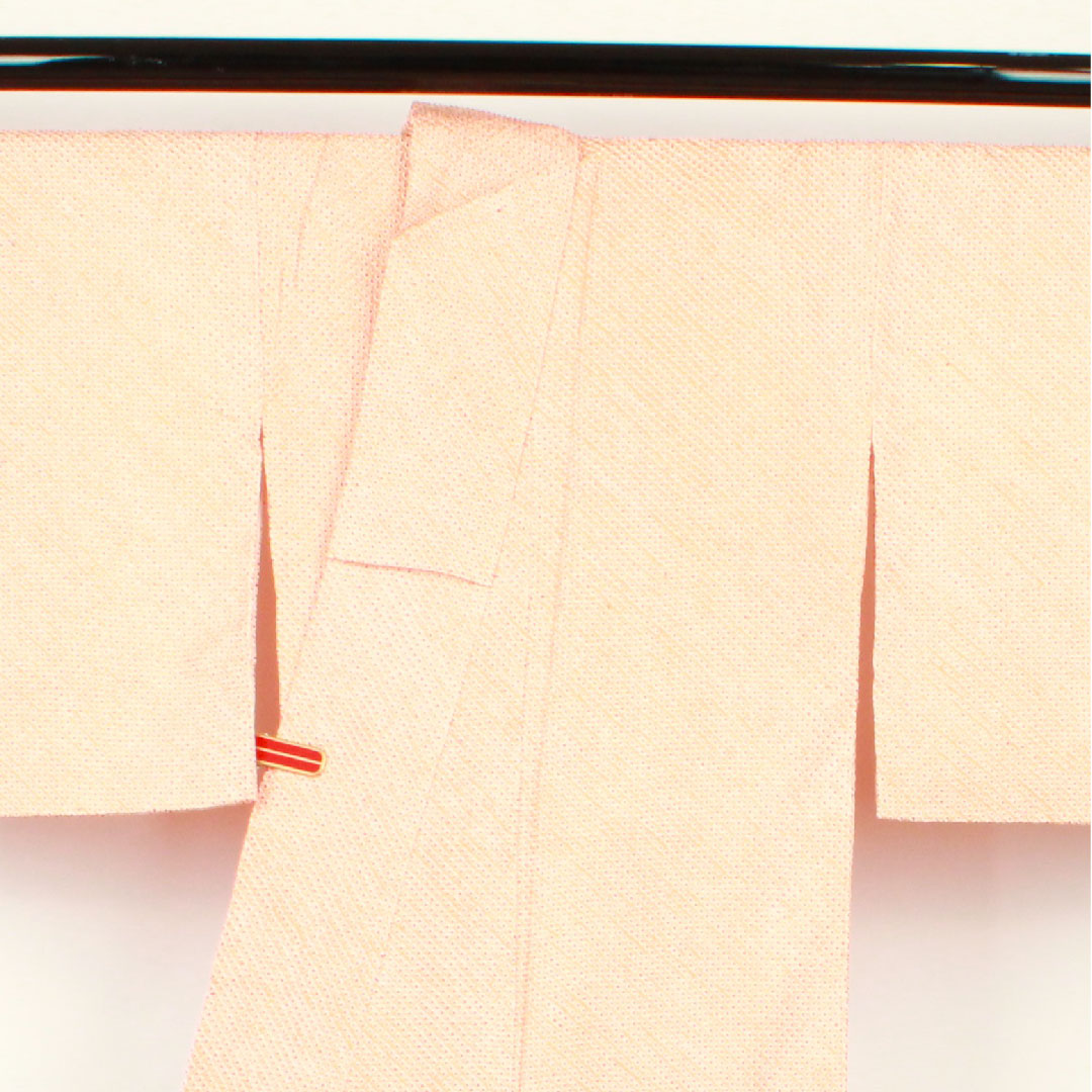 小紋 身丈157cm 裄丈62cm 袷  深支子色 総絞り しつけ糸あり  正絹 Sランク 朱系 1115002242316