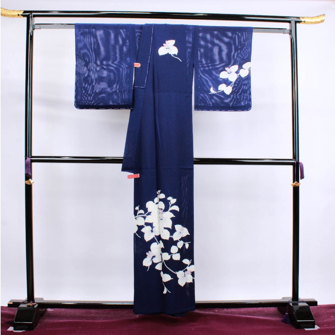 夏物 正絹 訪問着 身丈158cm 裄丈64cm 濃紺色（のうこんいろ）花模様 絽 Sランク 紺系 1132000122318