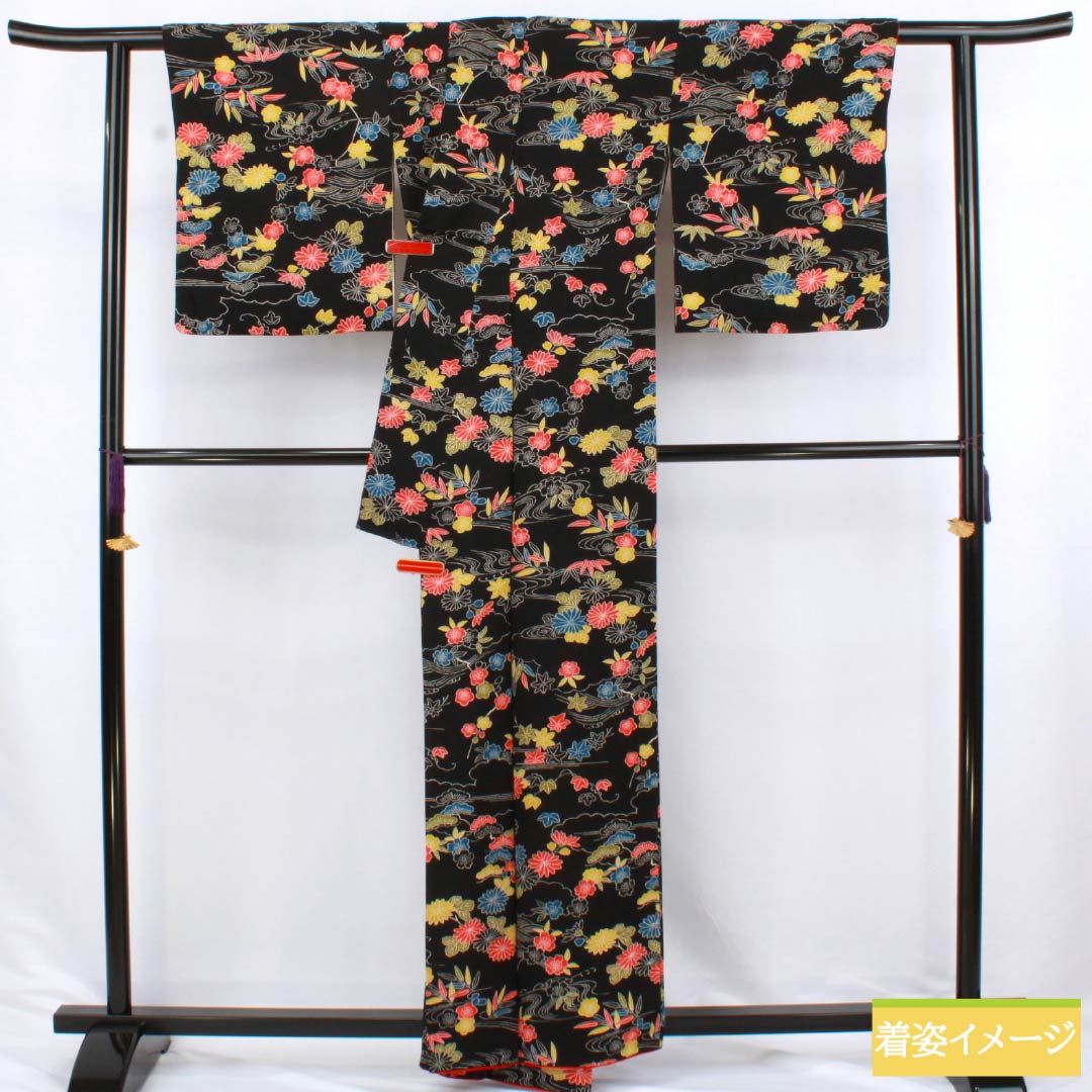 小紋 正絹 Sランク 身丈158.5cm 裄丈65.5cm 袷 型染 松竹梅 菊 黒系 1115006872310