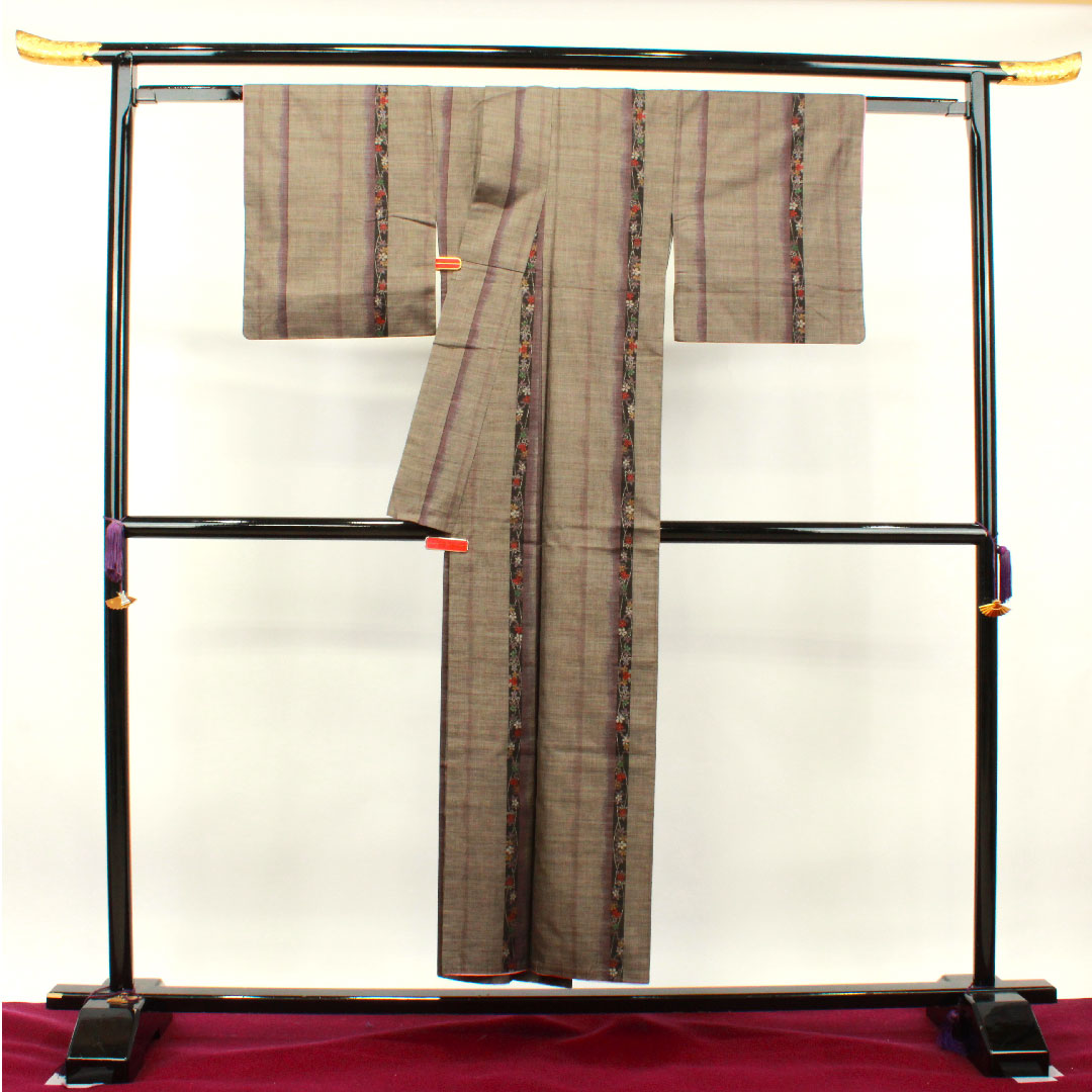 大島紬 身丈150cm 裄丈62.5cm 経緯絣 ９マルキ 正絹 Aランク 袷 茶系 1116002753114